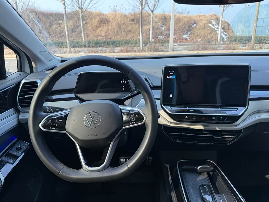 Volkswagen ID.6 Crozz 2024 immagine di auto #15