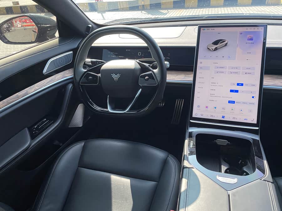 哪吒汽车 哪吒S 2023 汽车图片 #15