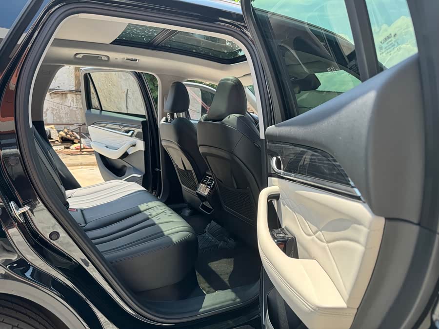 GEELY Monjaro 2023 car image #15