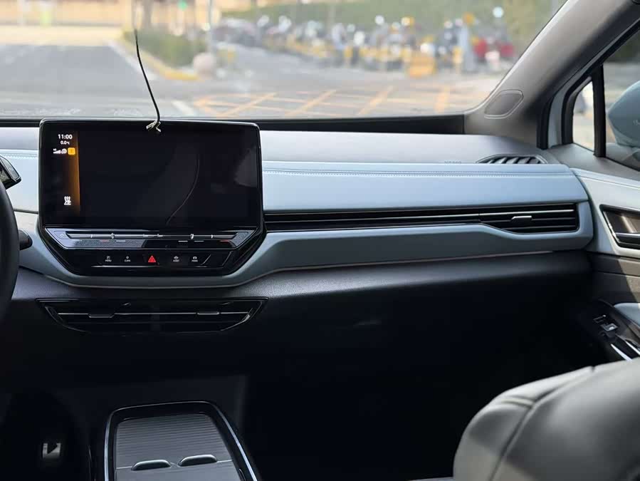 Volkswagen ID.4 X 2022 immagine di auto #15