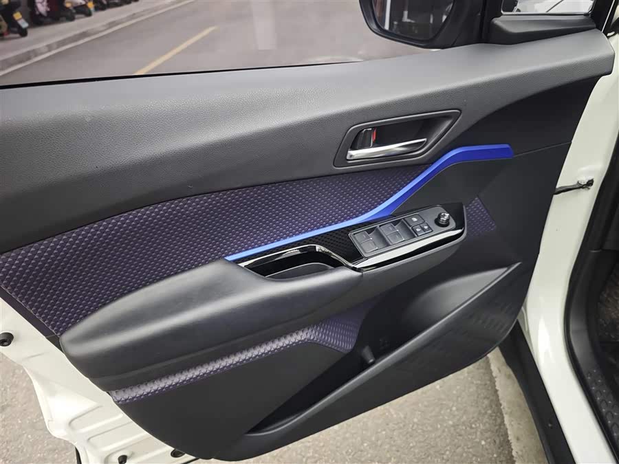 Toyota Izoa 2019 car image #15