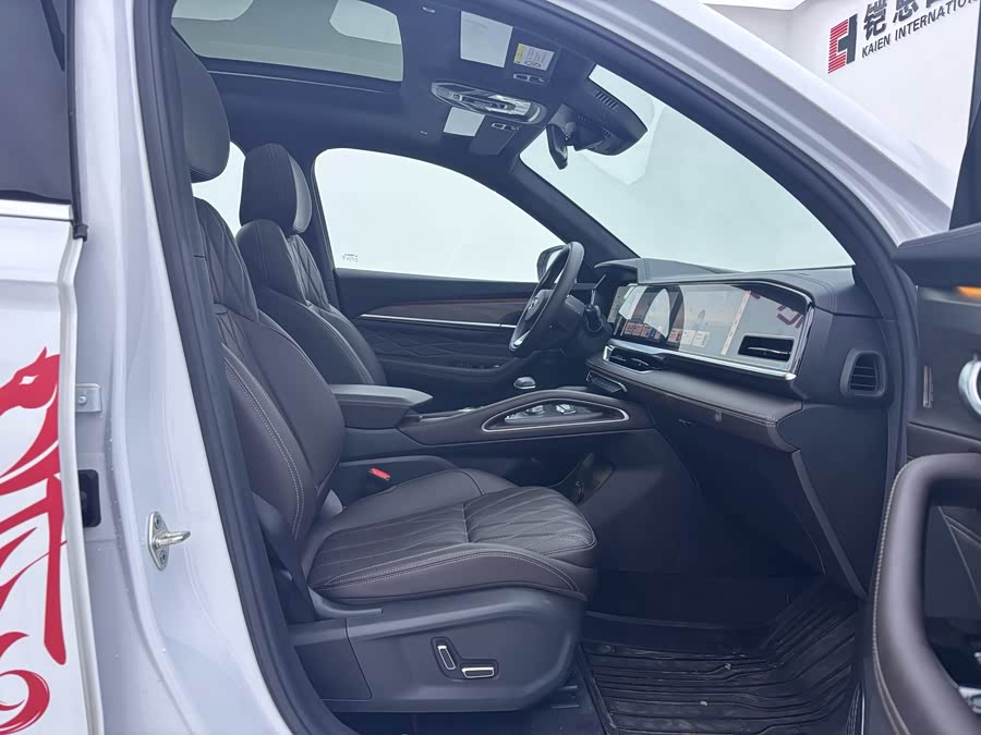 GEELY Monjaro 2025 car image #15