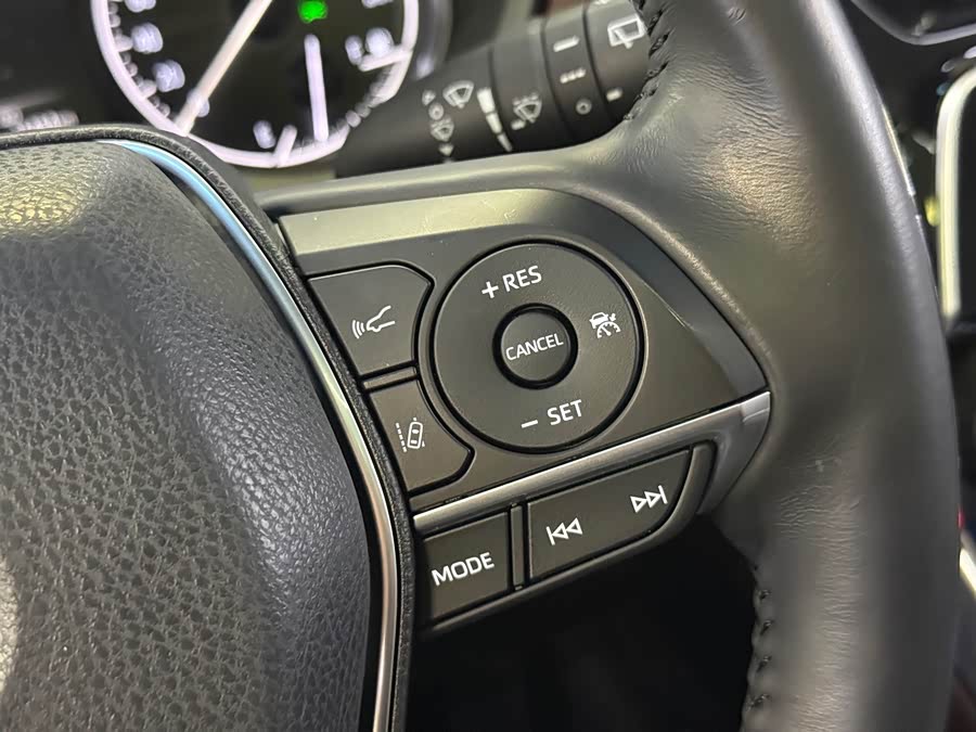 Toyota Harrier 2023 immagine di auto #15