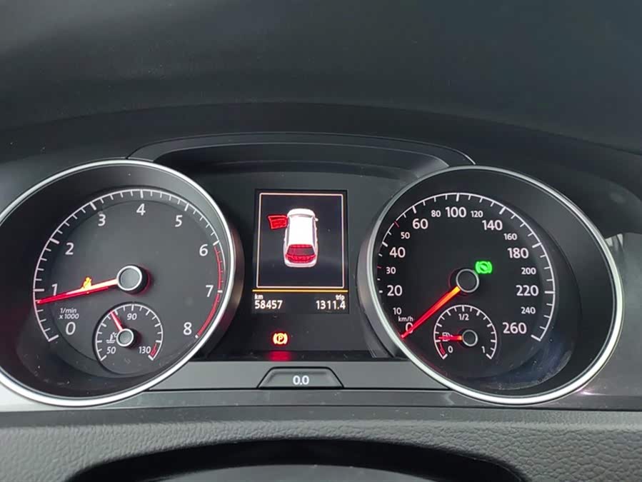 Volkswagen Golf (Imported) 2019 imagem de carro #15