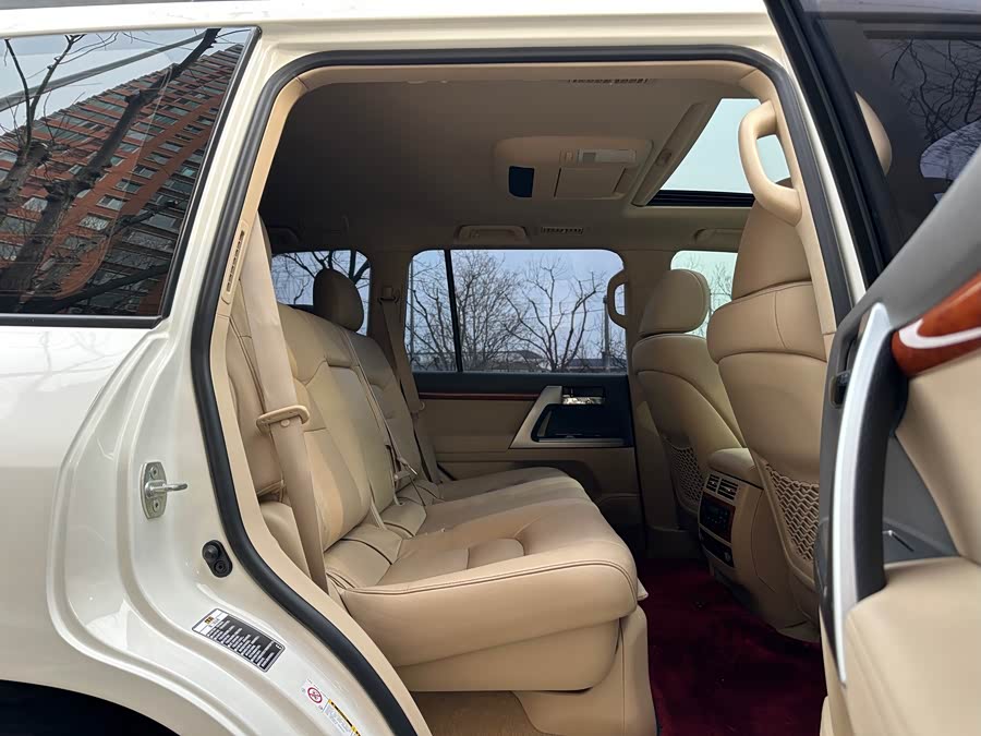 Toyota Land Cruiser 2015 immagine di auto #15