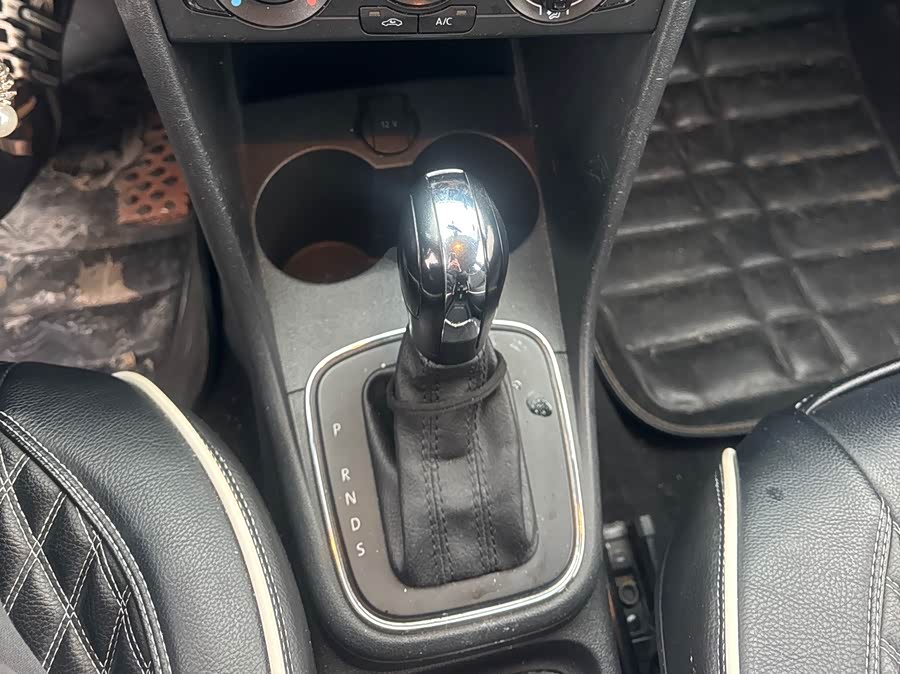 Volkswagen Polo 2016 imagen de coche #15