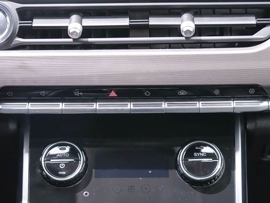 Chery Tiggo 8 2020 #15 Chery Tiggo 8 2020 car image #15