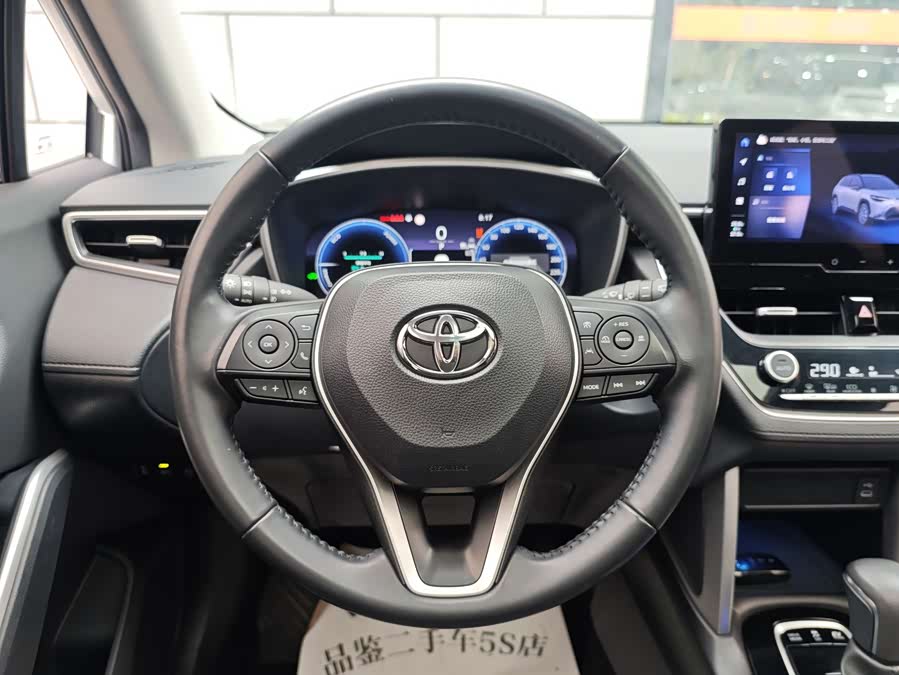 Toyota Frontlander 2023 car image #15