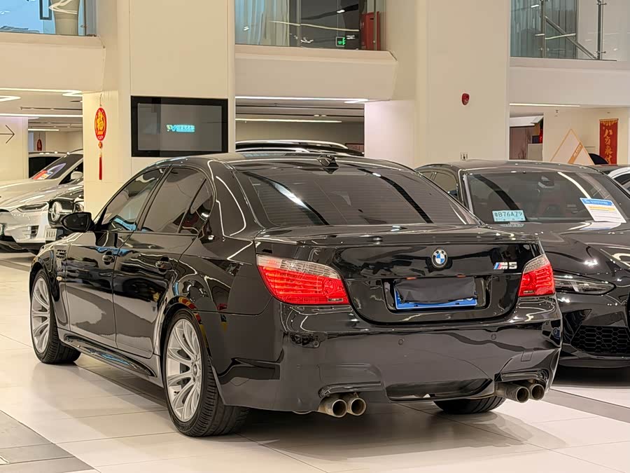 BMW M5 2007 car image #15