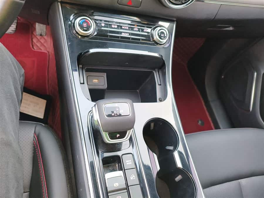 Forthing T5 EVO 2022 car image #15