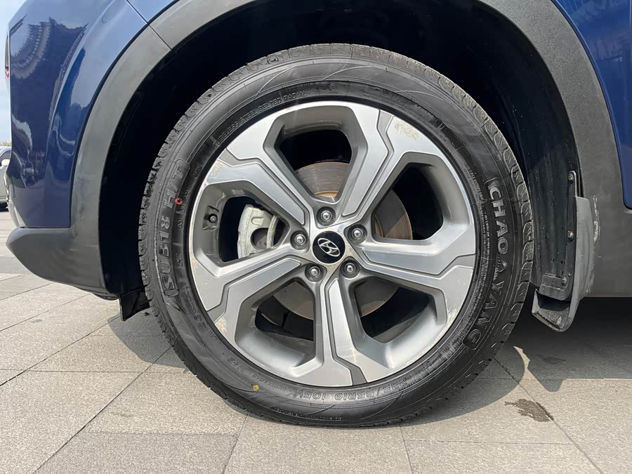 Hyundai Santa Fe 2019 #15 Hyundai Santa Fe 2019 car image #15