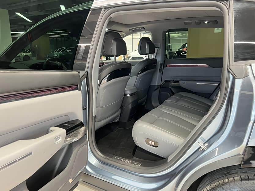 极氪 极氪7X 2024 汽车图片 #15