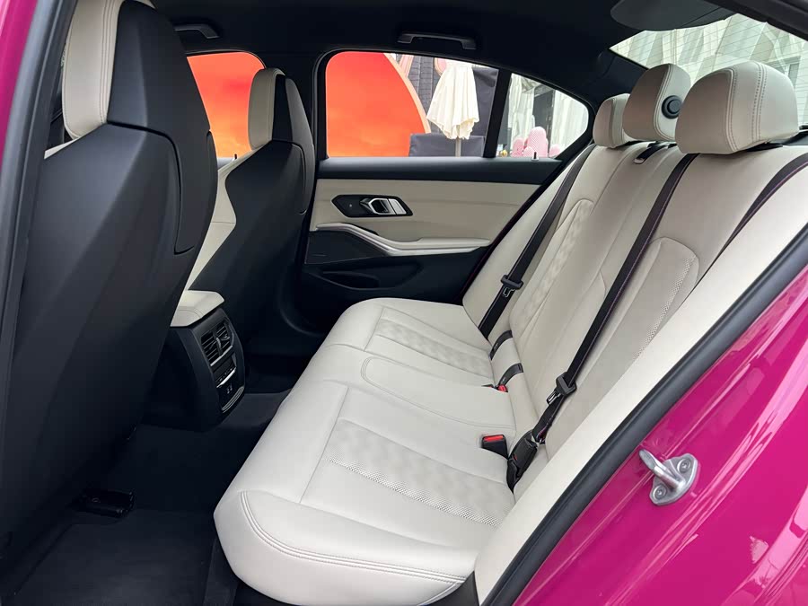 宝马 宝马M3 2025 #15 宝马 宝马M3 2025 汽车图片 #15