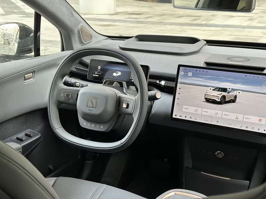 极氪 极氪X 2024 汽车图片 #15