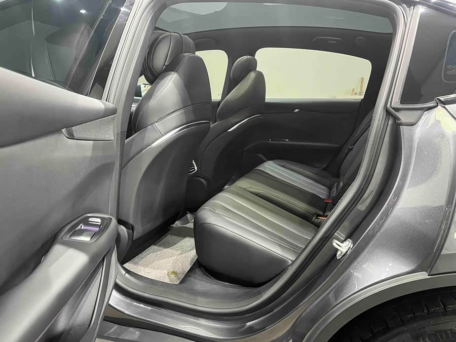 Deepal L07 2025 image de voiture #15