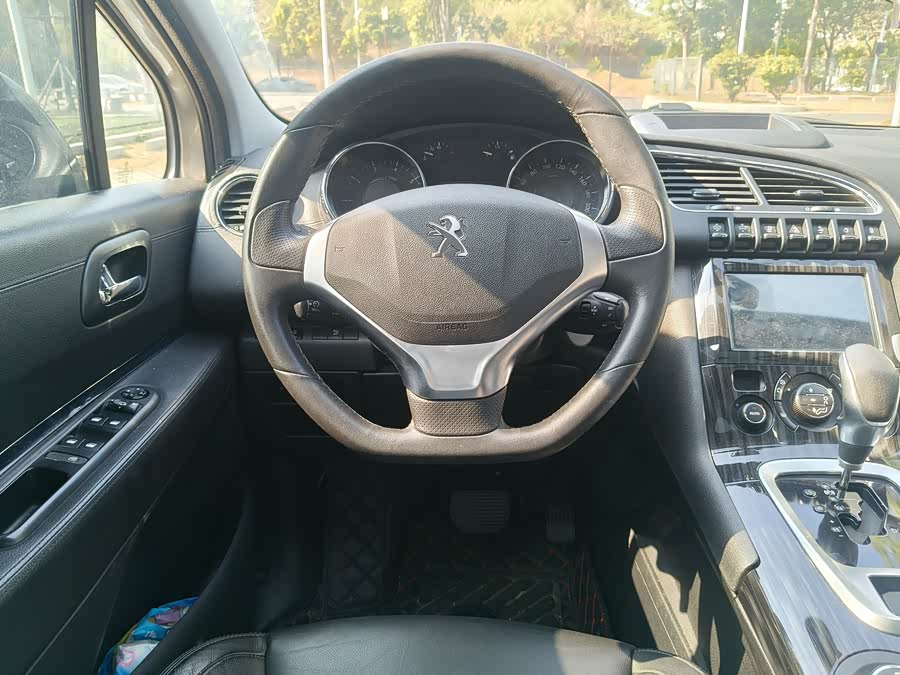 Peugeot 3008 2015 #15 Peugeot 3008 2015 car image #15