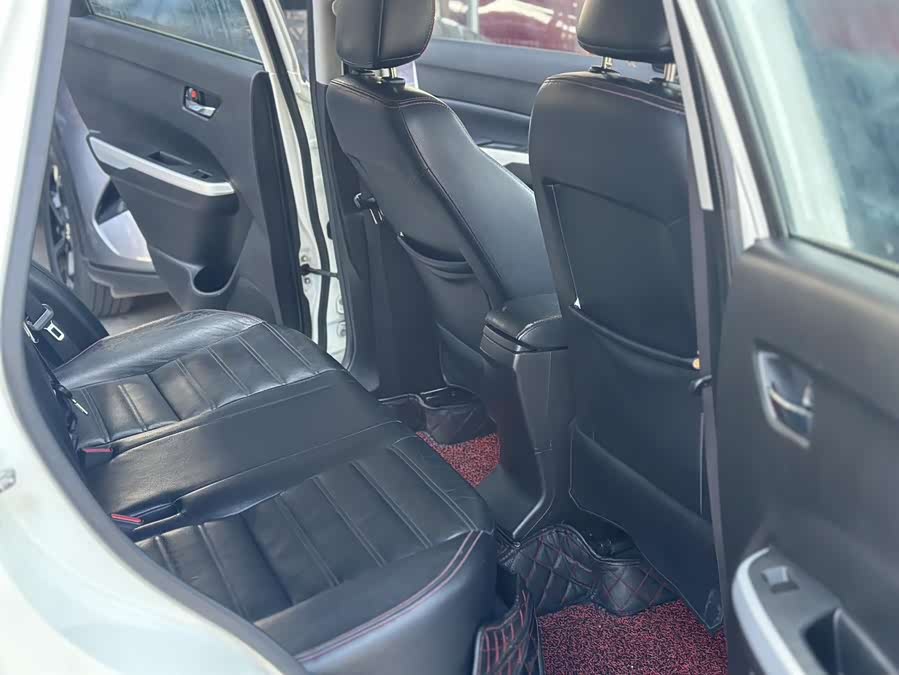 Suzuki Vitara 2016 image de voiture #15