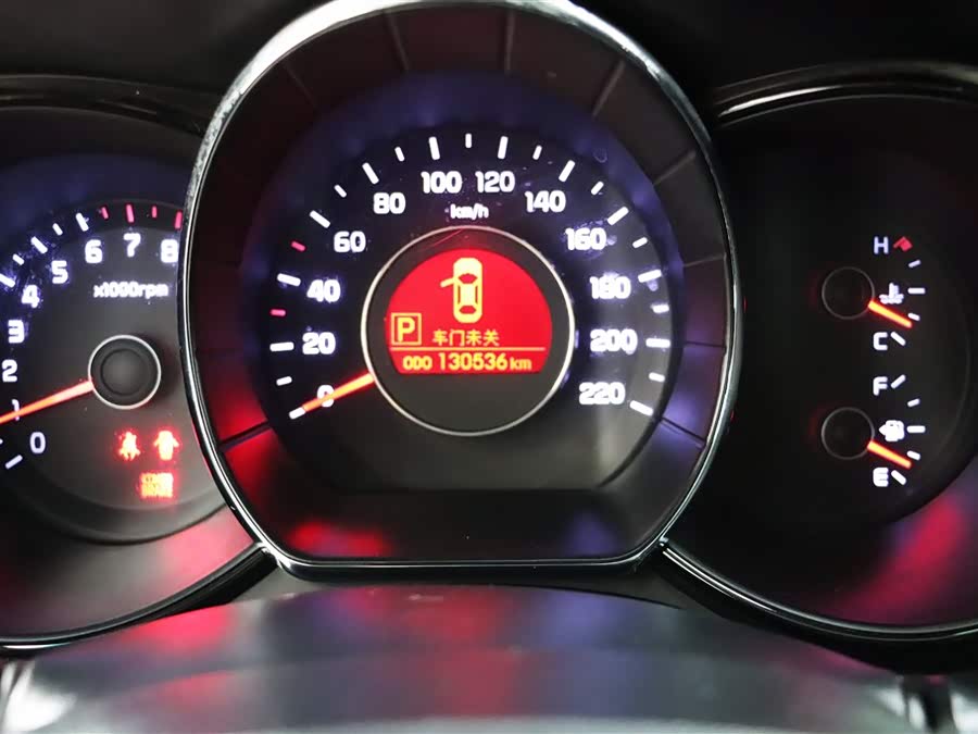 起亚 起亚K2 2012 汽车图片 #15