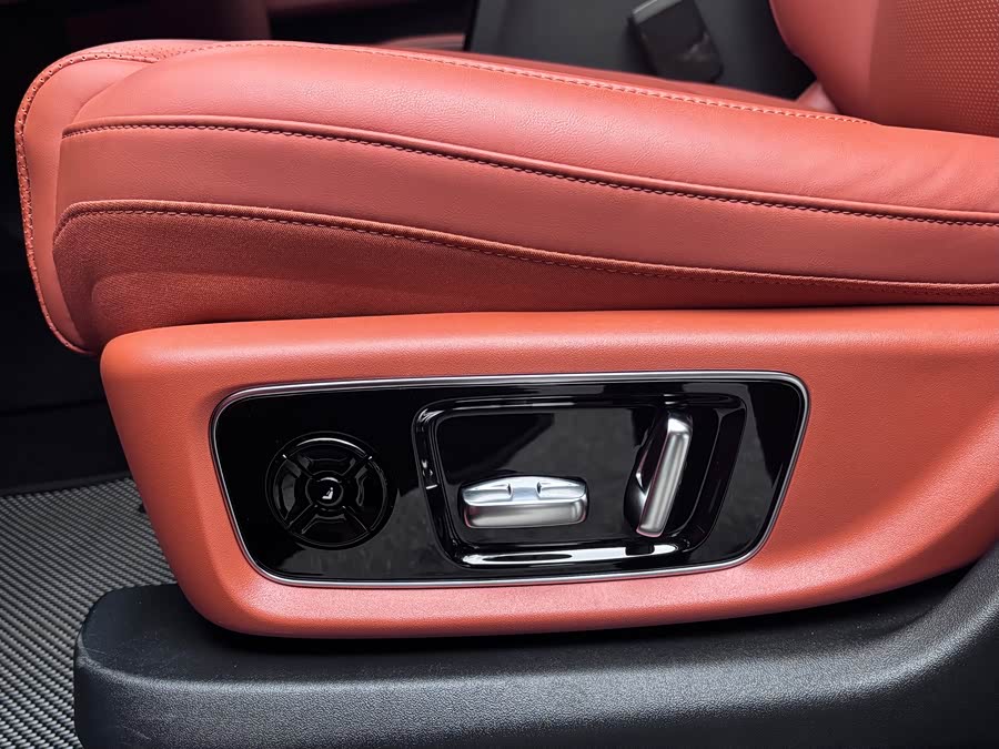 Li L9 2024 image de voiture #15