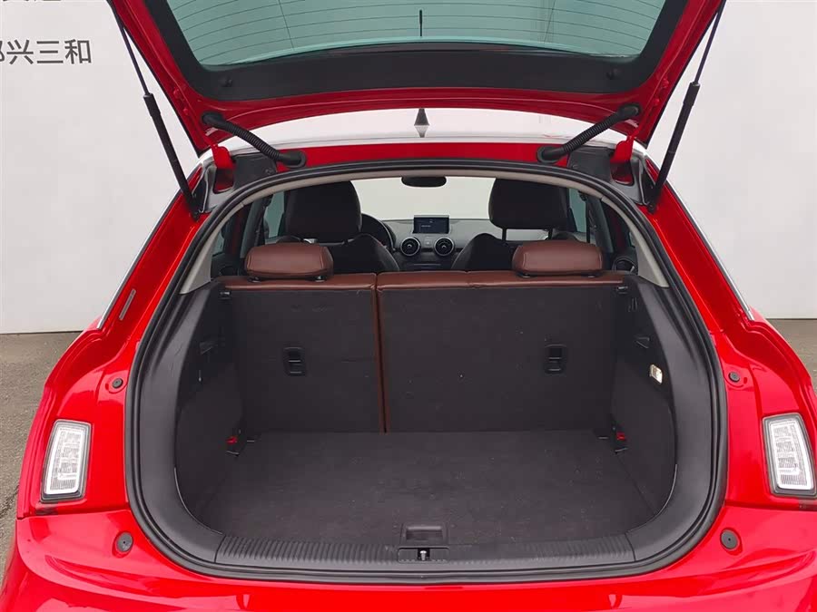 Audi A1 2016 car image #15