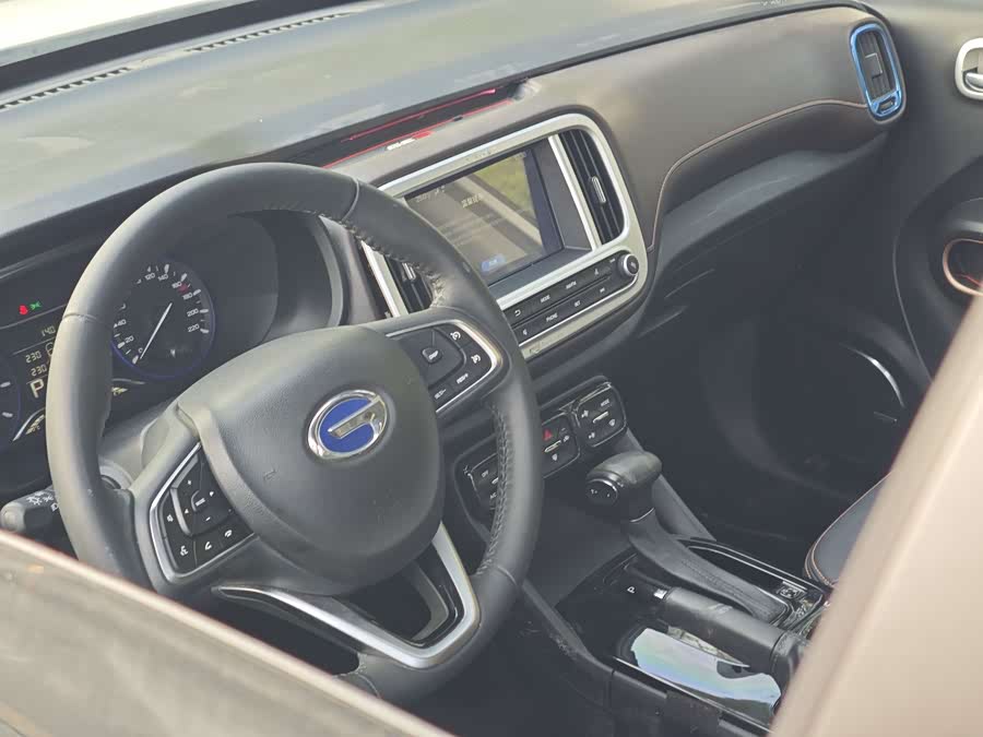 GAC Trumpchi GS3 2019 #15 GAC Trumpchi GS3 2019 car image #15