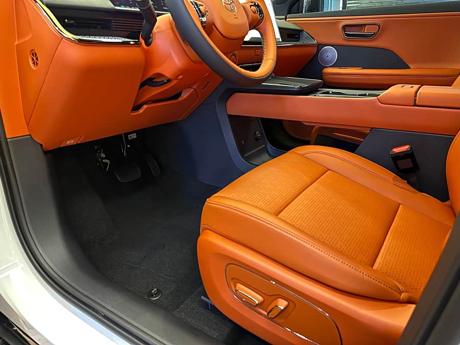 丰田 铂智3X 2025 #15 丰田 铂智3X 2025 汽车图片 #15