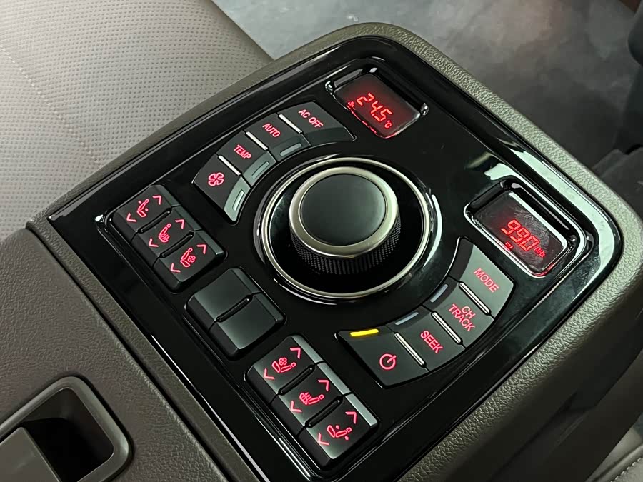 HongQi H7 2018 car image #15