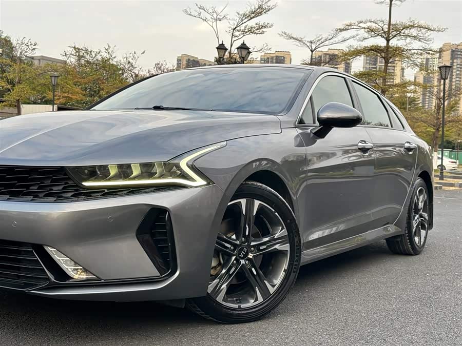 Kia K5 2021 صورة سيارة #15