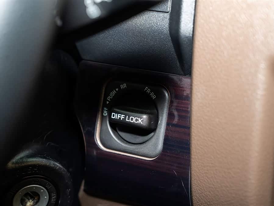 Toyota 2025 car image #15