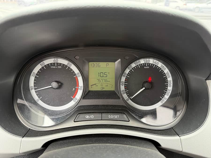 Skoda Fabia 2017 صورة سيارة #15