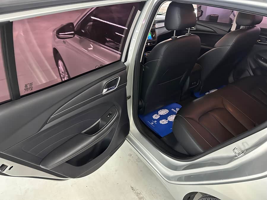 Roewe Ei5 2018 imagem de carro #15