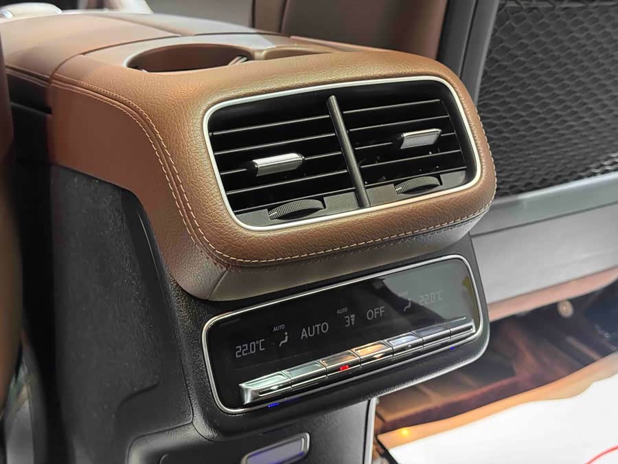 Mercedes-Benz GLE Class 2023 #15 Mercedes-Benz GLE Class 2023 car image #15