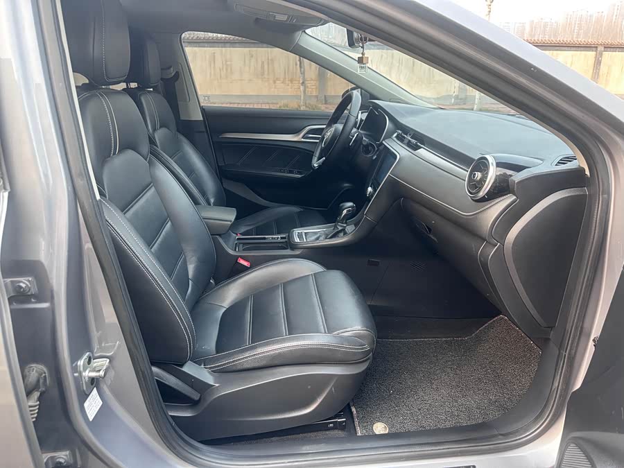 MG 6 2017 car image #15