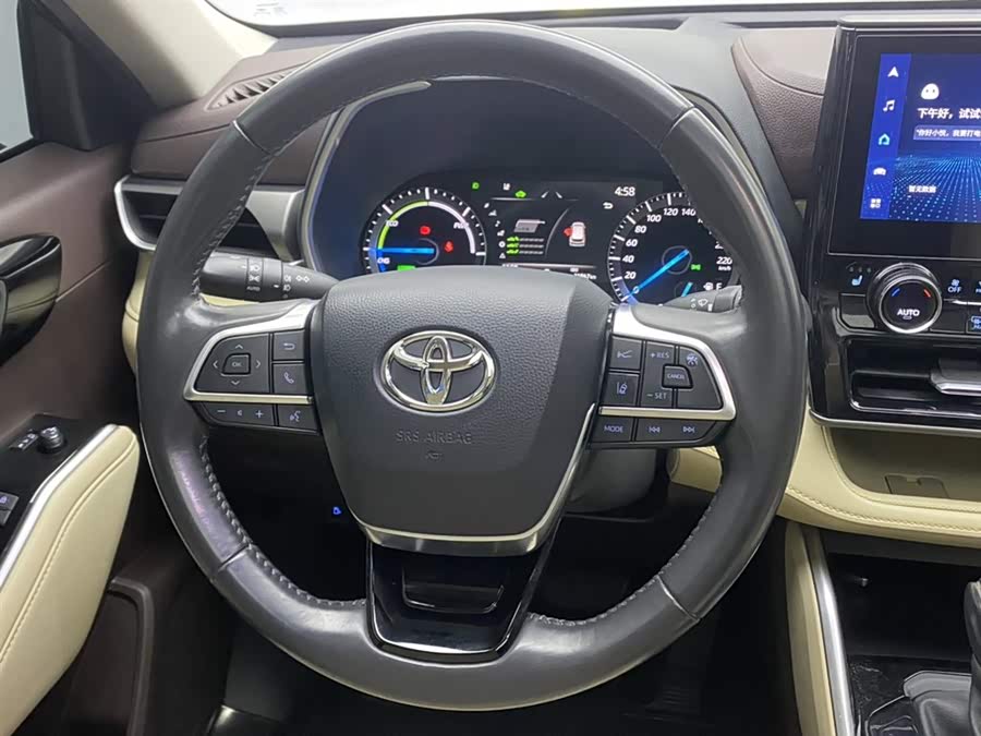 Toyota Highlander 2022 car image #15