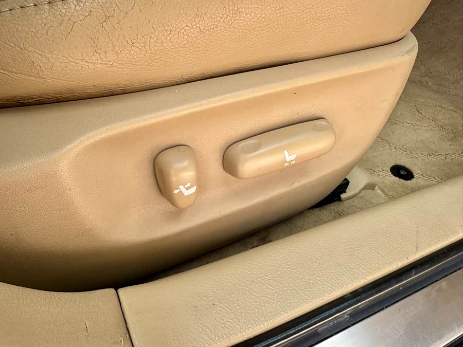 丰田 皇冠 2006 汽车图片 #15