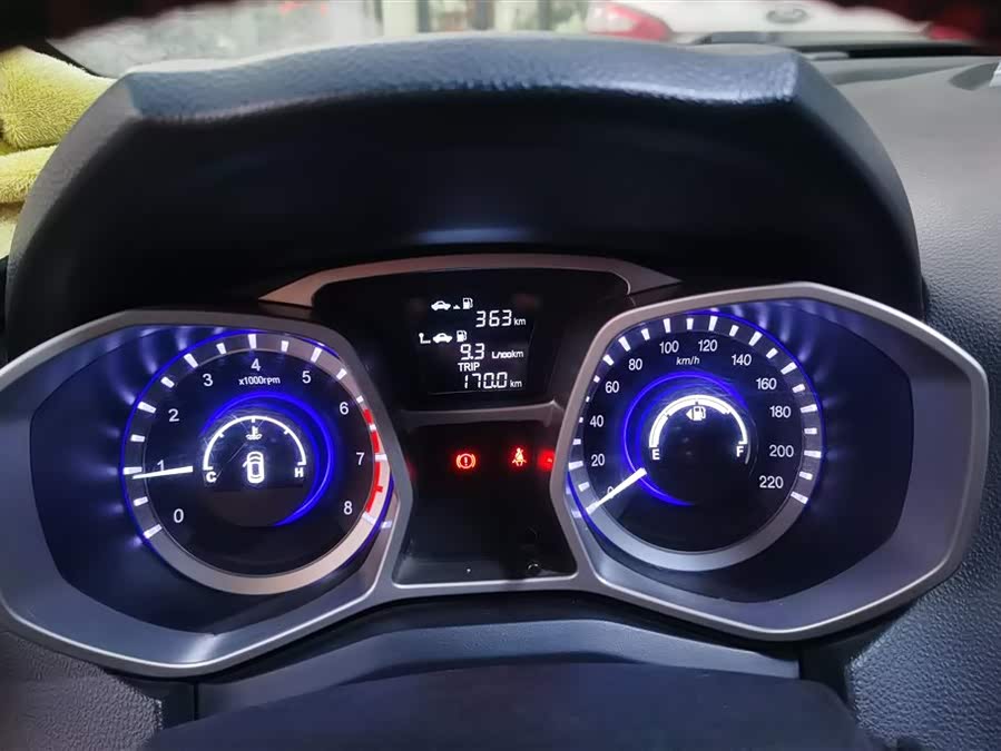 JAC 2015 #15 JAC 2015 car image #15