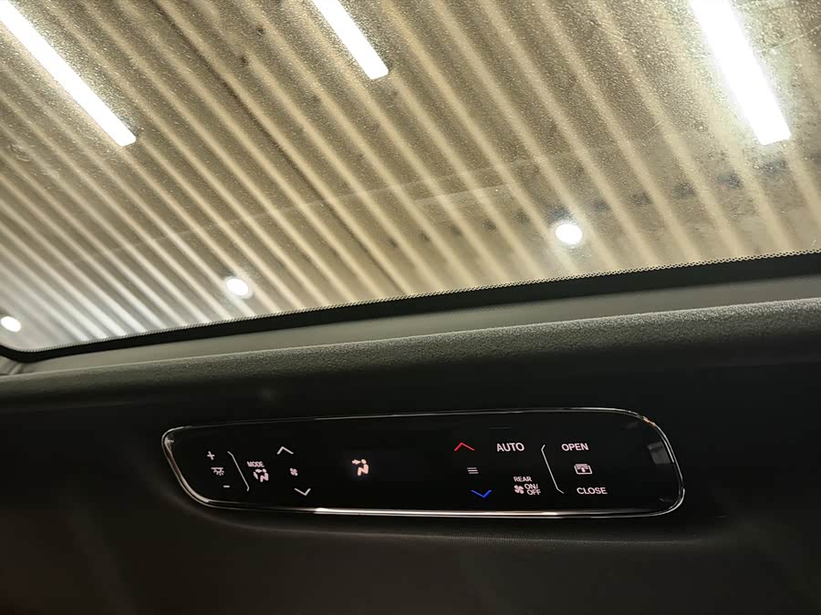 Honda Elysion 2024 car image #15