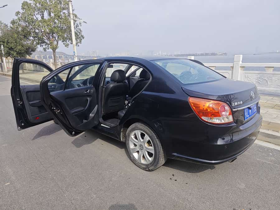 Volkswagen Lavida 2011 изображение автомобиля #15