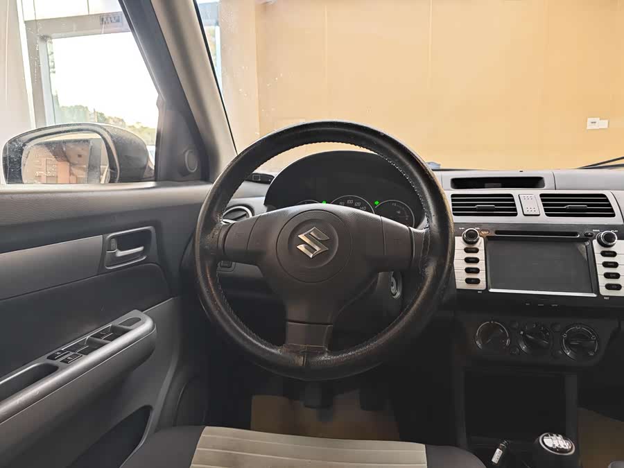 Suzuki Swift 2016 car image #15