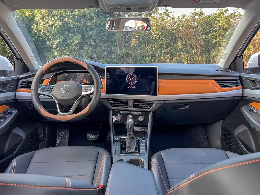 Volkswagen Bora 2025 immagine di auto #15