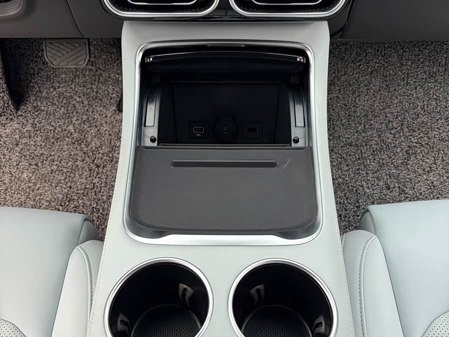 零跑汽车 零跑C01 2024 汽车图片 #15