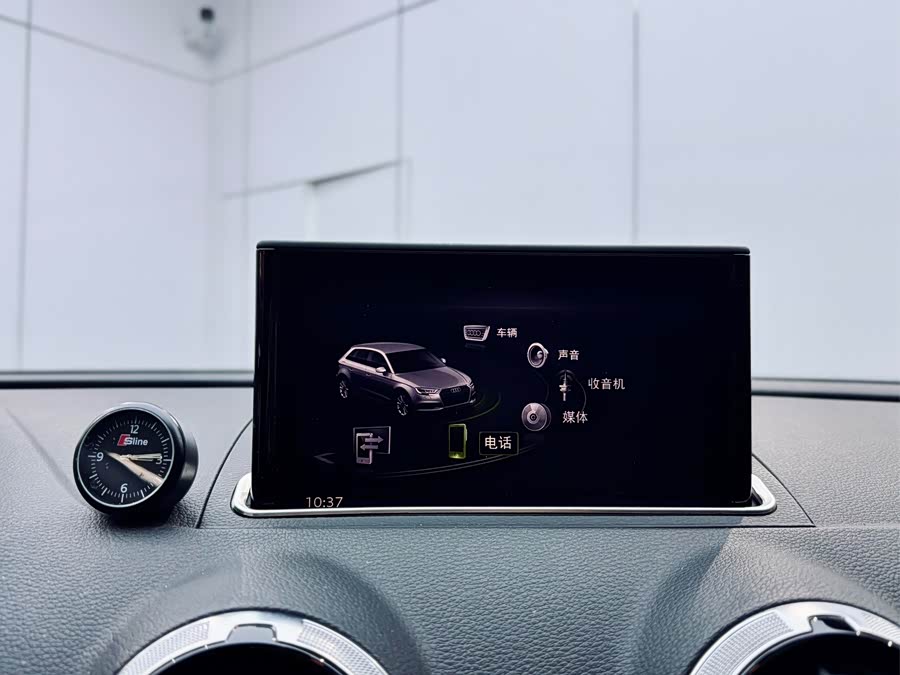 Audi A3 2019 car image #15