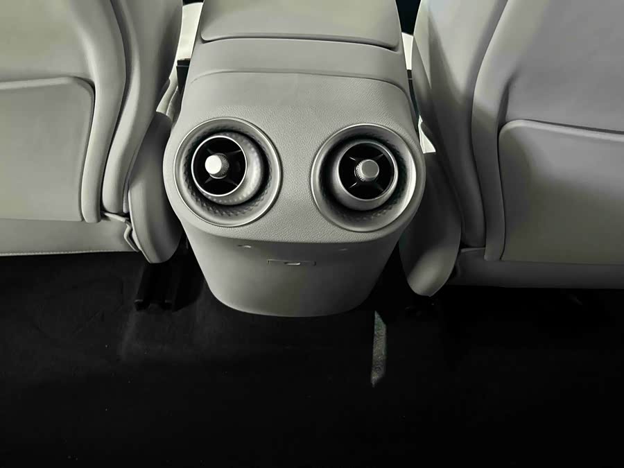 Avatr 11 2023 #15 Avatr 11 2023 immagine di auto #15