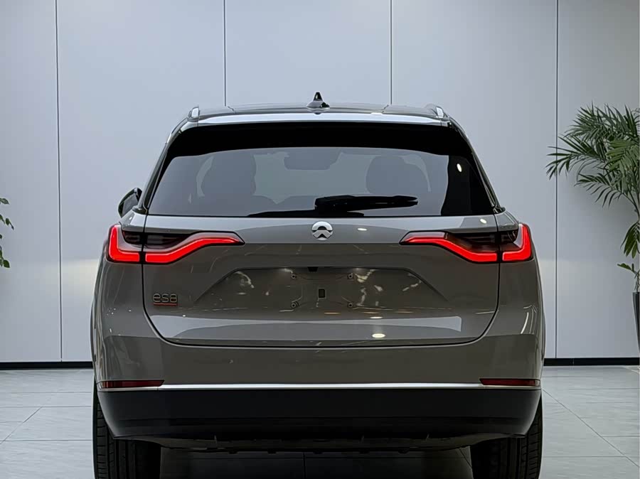 蔚来 蔚来ES8 2022 汽车图片 #15