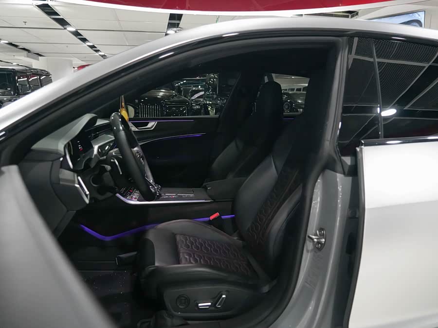 Audi RS 7 2021 car image #15