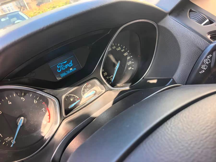 Ford Focus 2016 car image #15