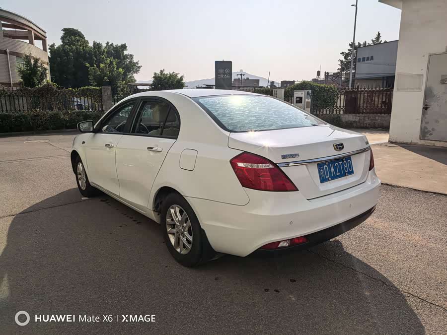 GEELY Emgrand 2017 car image #15