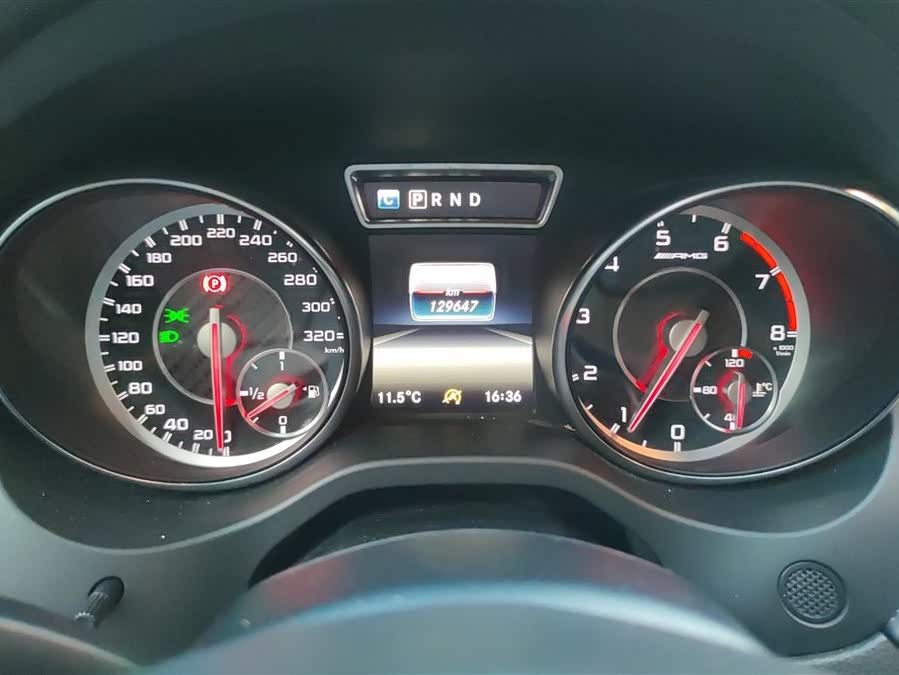 Mercedes-Benz GLA AMG 2017 car image #15