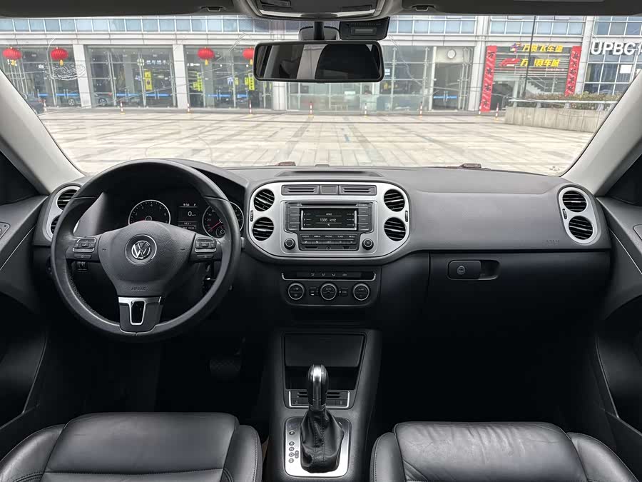 Volkswagen Tiguan 2014 immagine di auto #15