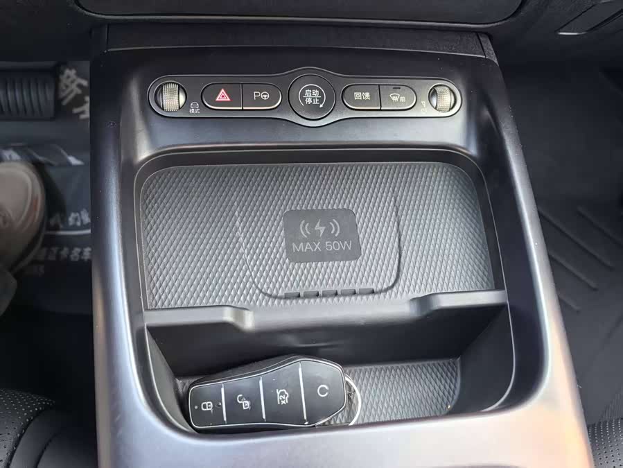 BYD Dolphin 2025 car image #15